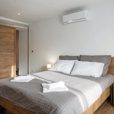 Holiday home 3 Bedroom Awesome In *